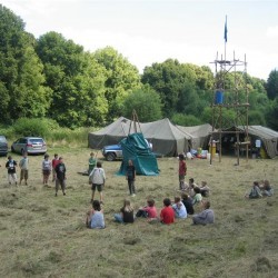 Grasworstelen - Scouts en Gidsen Zaventem 